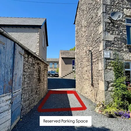 Number Two, Yard 12 Kendal